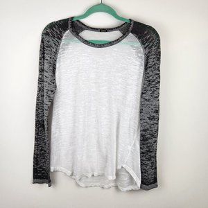 Monrow Lightweight Burnout Long Sleeve Raglan Tee sz L Flawed